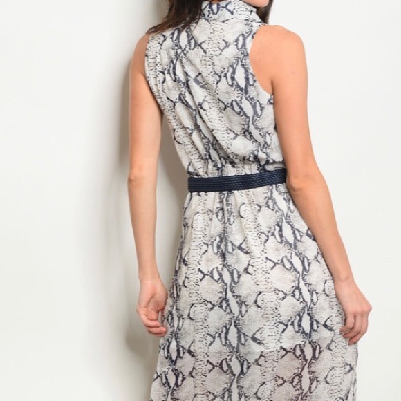 SLEEVELESS NAVY/GRAY SNAKE PRINT MAXI DRESS Size Medium - Picture 4 of 4